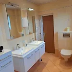Flataid Gaestehaus Graschi - Steinbergstrasse Apart-hotel Graz