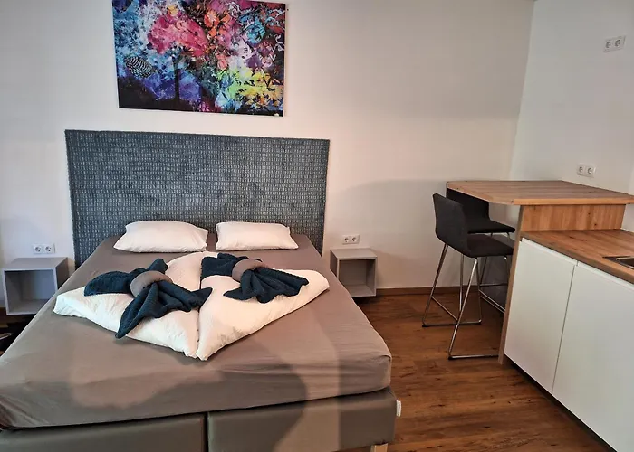 Flataid Gaestehaus Graschi - Steinbergstrasse Aparthotel